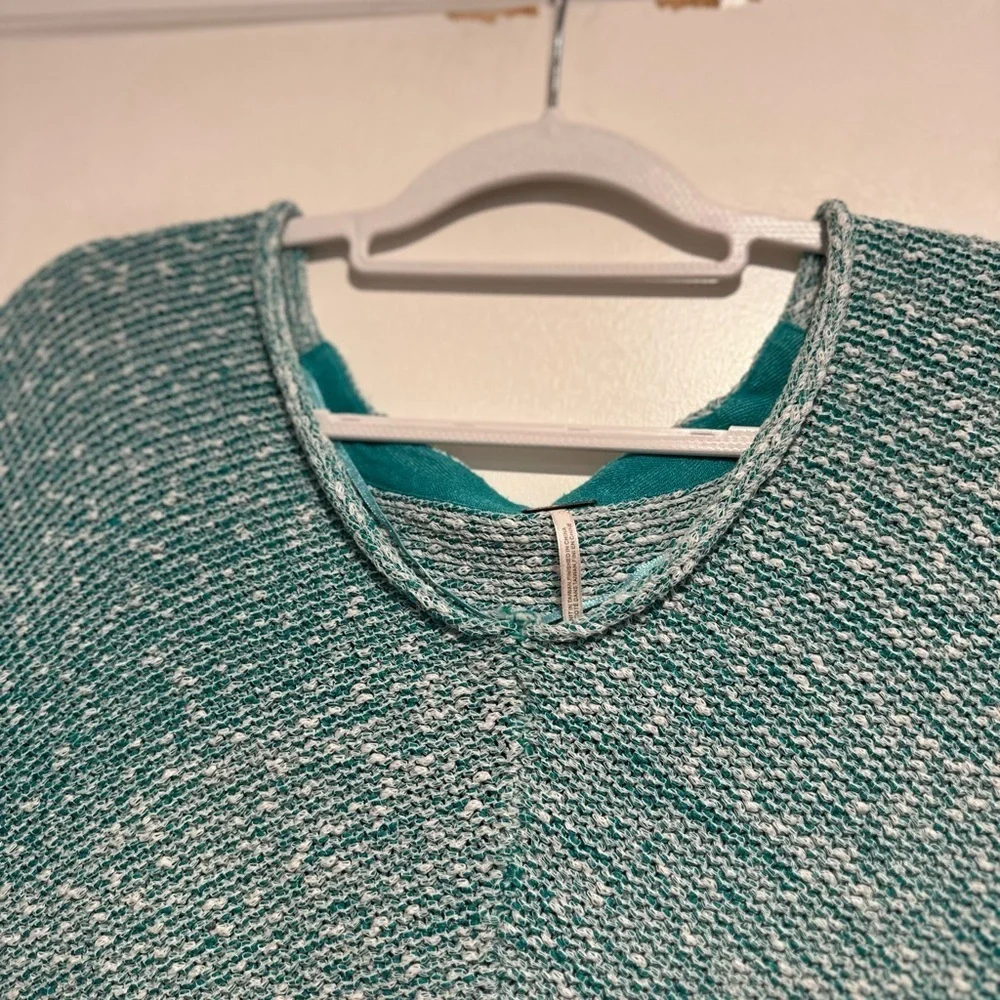 Free People Sz:XS Bright Lights oversized Round Neck knit Teal Speckle sweater
